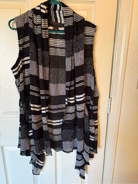 Pleats Collection Black & White Striped Textured Vest